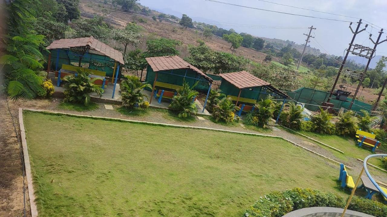 Hotel Metro Palace Resort Karjat Luaran gambar